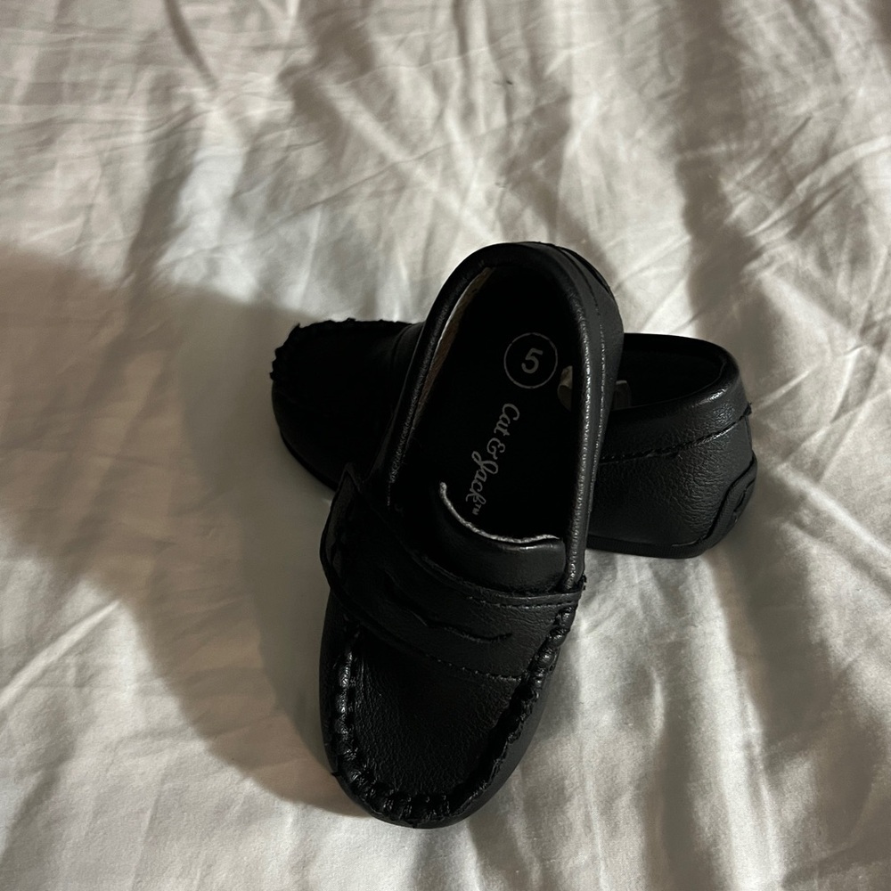 Cat & Jack Black Kids Slip-On Loafers - Picture 5 of 6